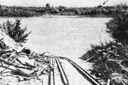 „Stazasmrti” - preko Save je Gradina, a desno kuća Pere Vukića