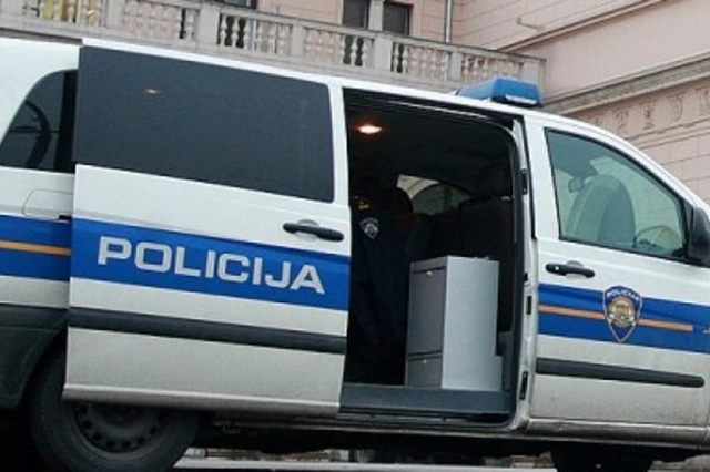 tl_files/ug_jadovno/img/otadzbinski_rat_novo/2015/Hrvatska_policija_01.jpg