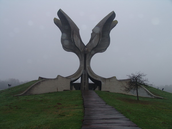 Jasenovac - Јасеновац Jasenovac - Јасеновац