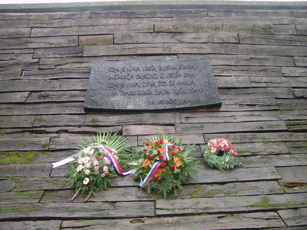 Јасеновац - Jasenovac - 2010.