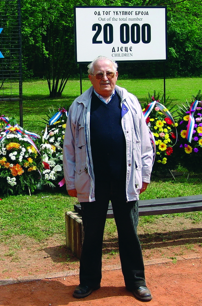 Spomen područje Gradina 2009 - Milan Bastašić autor knjige 
