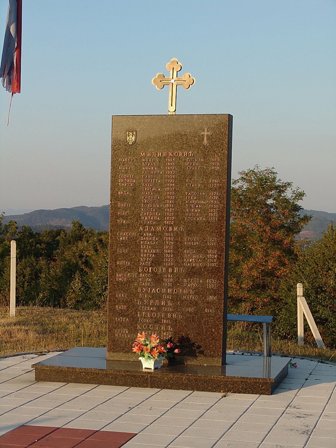Bijeli-potok-spomenik