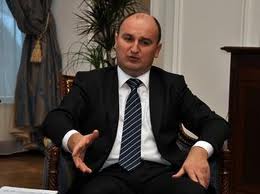 aleksandar-dzombic