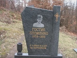 tl_files/ug_jadovno/img/otadzbinski_rat/nove/spomenik-gostic-spomenko.jpg