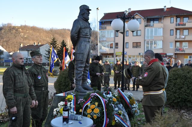 tl_files/ug_jadovno/img/otadzbinski_rat_novo/2014/Bista_vojvode_Mitra_Maksimovica_Mande.jpg