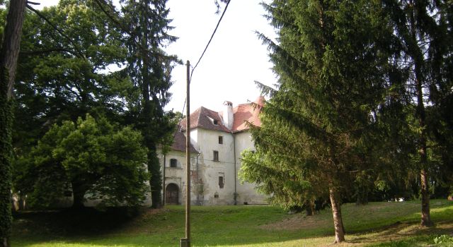 dvorac dvorac
