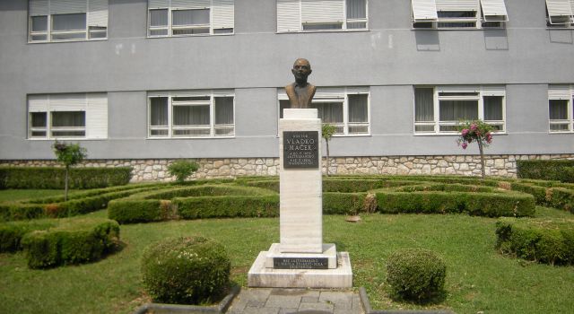 Vladko Macek spomenik