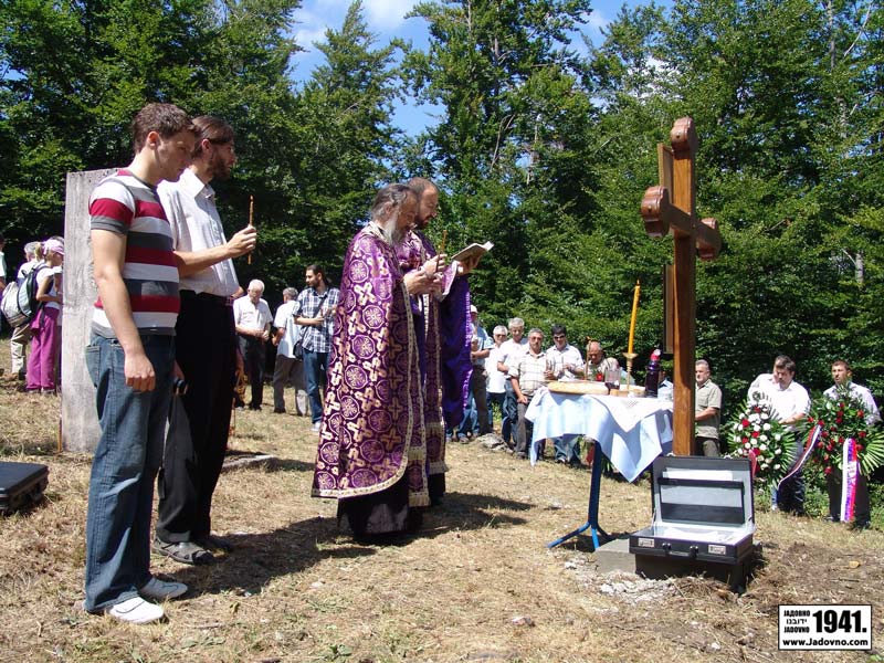 tl_files/ug_jadovno/img/stratista/ostala_stratista/klecka.jama04.jpg