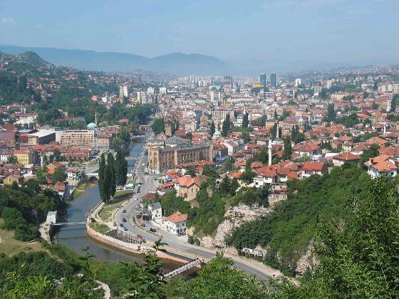 tl_files/ug_jadovno/img/otadzbinski_rat/Sarajevo-panorama.jpg