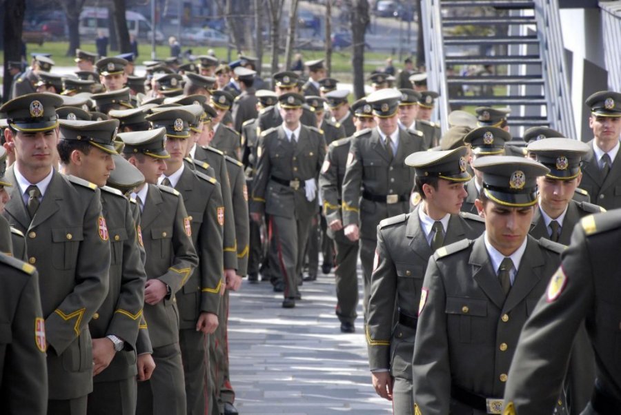 tl_files/ug_jadovno/img/otadzbinski_rat_novo/2014/vojska-srbije-parada.jpg