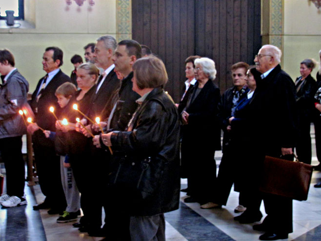 У цркви Светог Марка у Београду служен је парастос страдалим Србима у Грубишном пољу и источној Билогори од 1991. до 1997. године